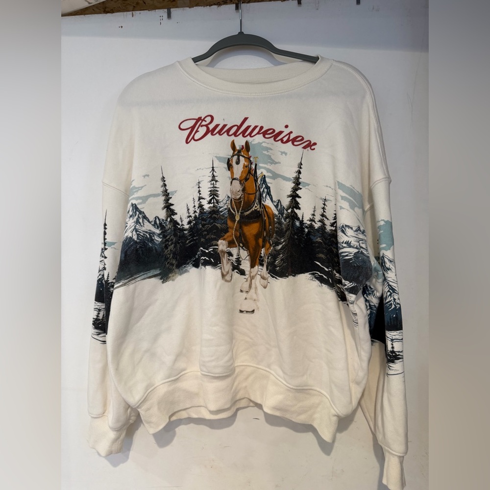Budweiser Cream Crewneck Sweater with Winter Horse Graphic